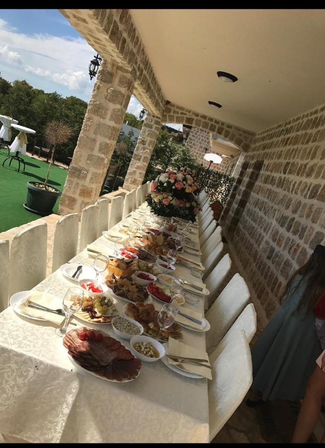 Hotel Etno Selo Montegoat Nikšić Esterno foto